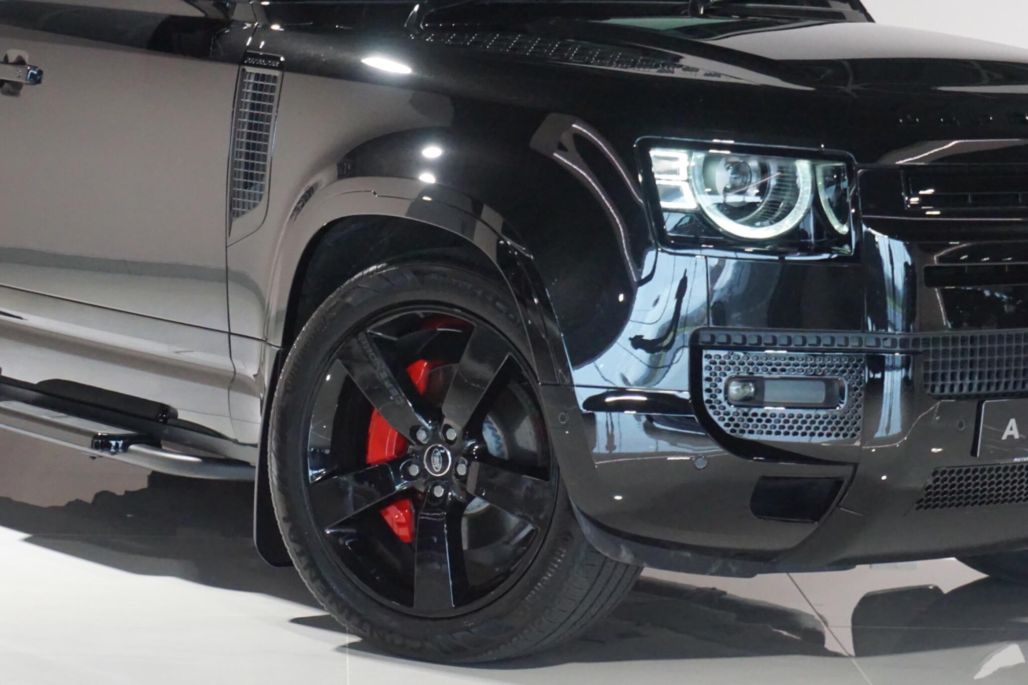 Land Rover Defender 110 3.0 D350 MHEV X-Dynamic HSE SUV 5dr Diesel Auto 4WD Euro 6 (s/s) (350 ps)